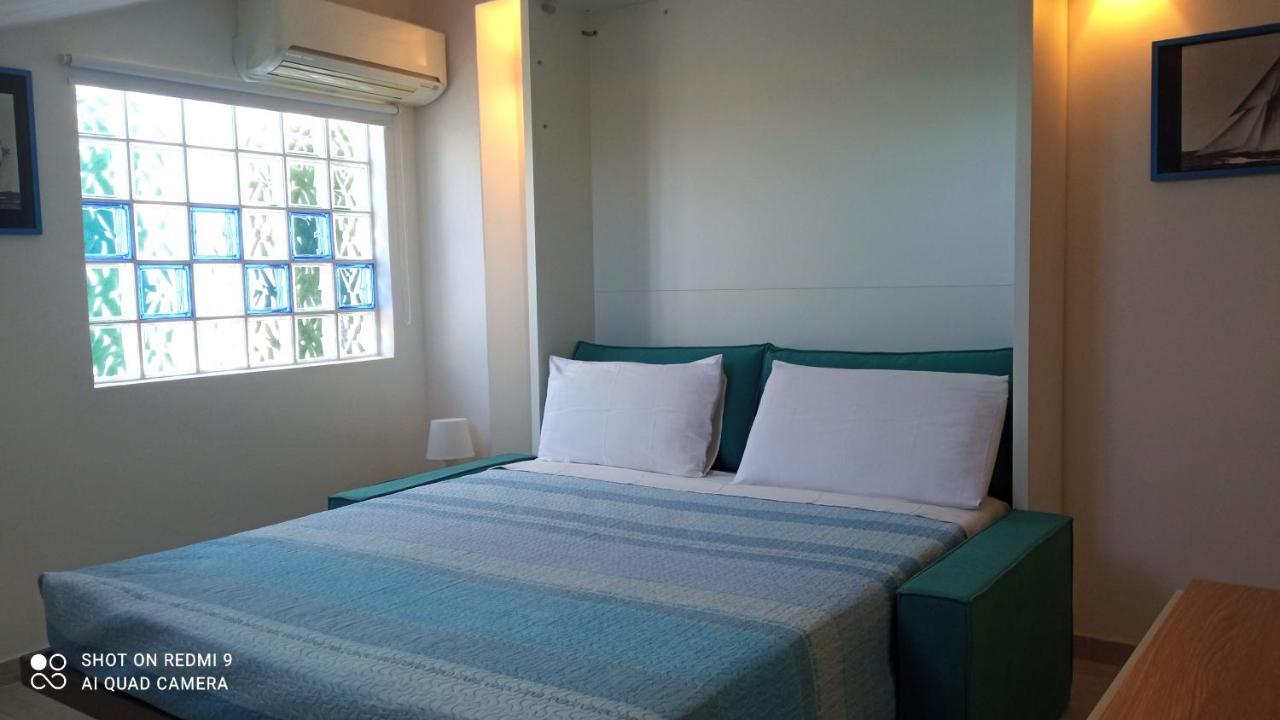 Monolocale Mansarda A Porto Santo Stefano Argentario Appartement Buitenkant foto